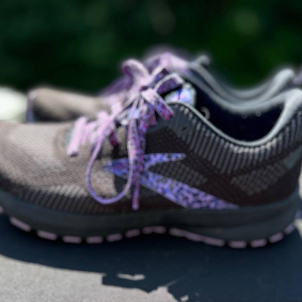 Brooks Revel 5 Black and Purple Sneakers with Mesh Upper